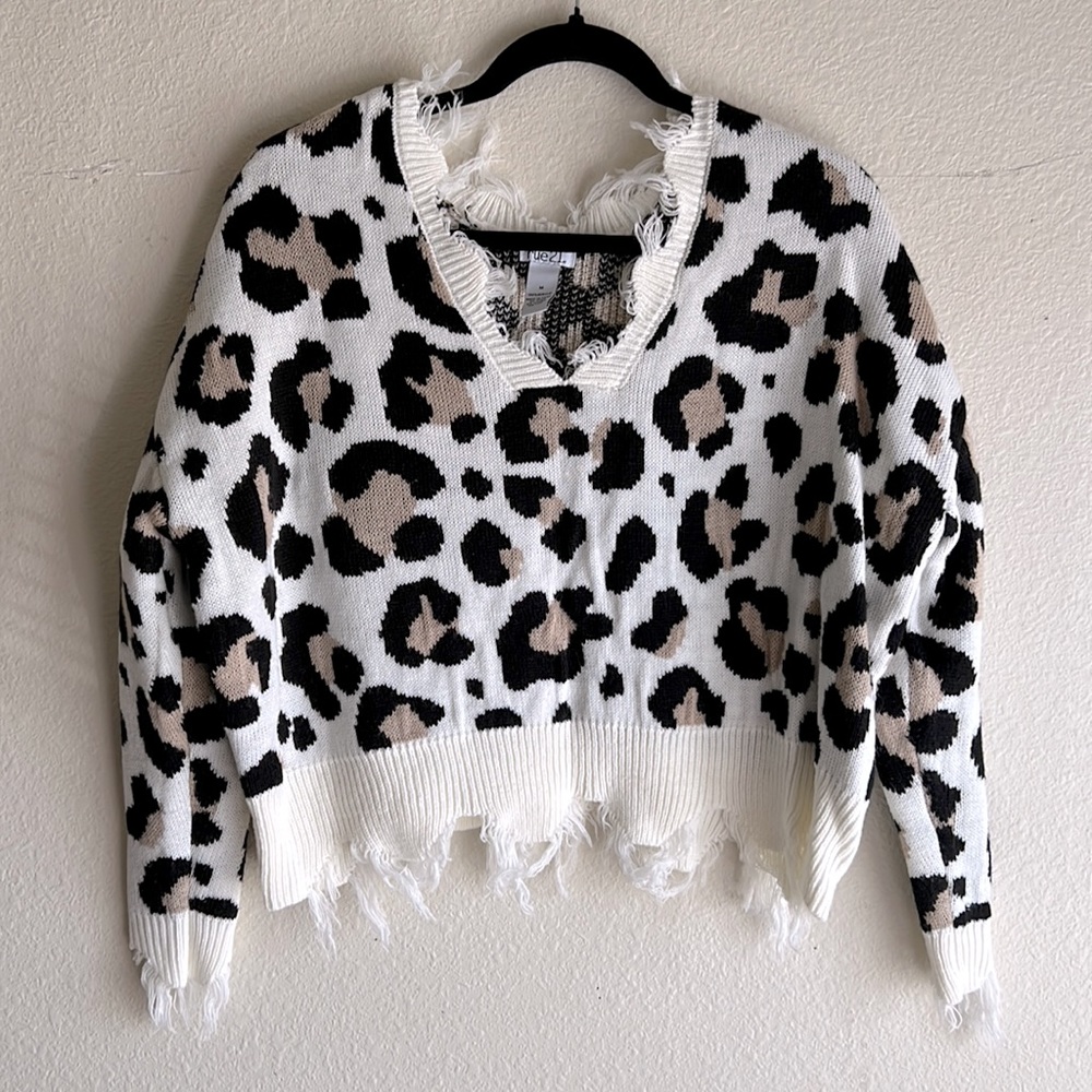 Rue 21 Medium Cream Leopard Print Crop Top Frayed Sweater
